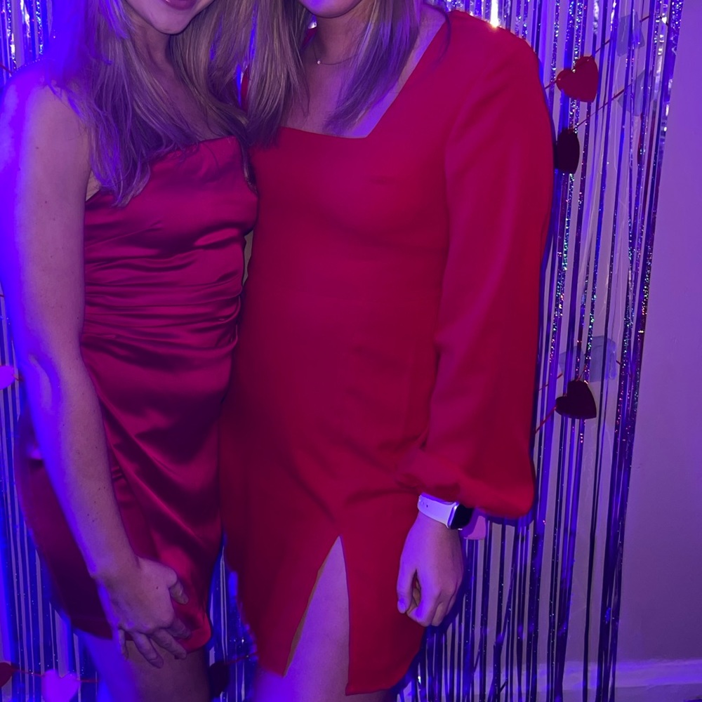 Red Long sleeve dress